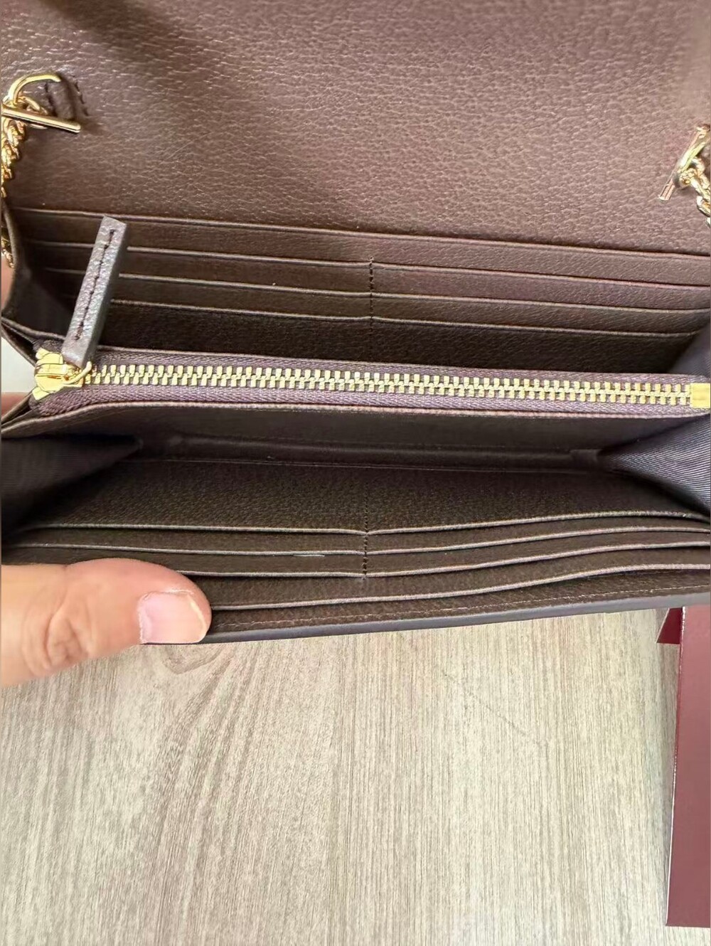 Gucci Beige GG Supreme Ophidia wallet on chain - Picture 11 of 16